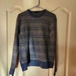 Men's sweater